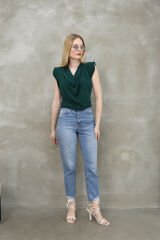 Paça Yırtık Detaylı Mom Jean