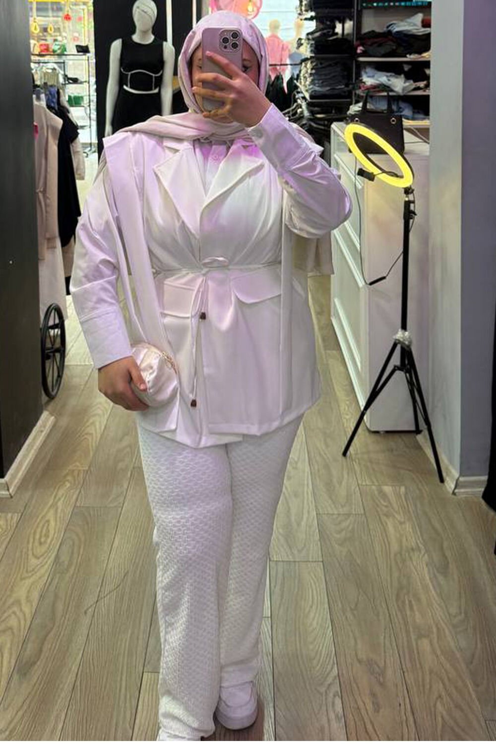 Kolu Sarkıtmalı Astarsız Yelek