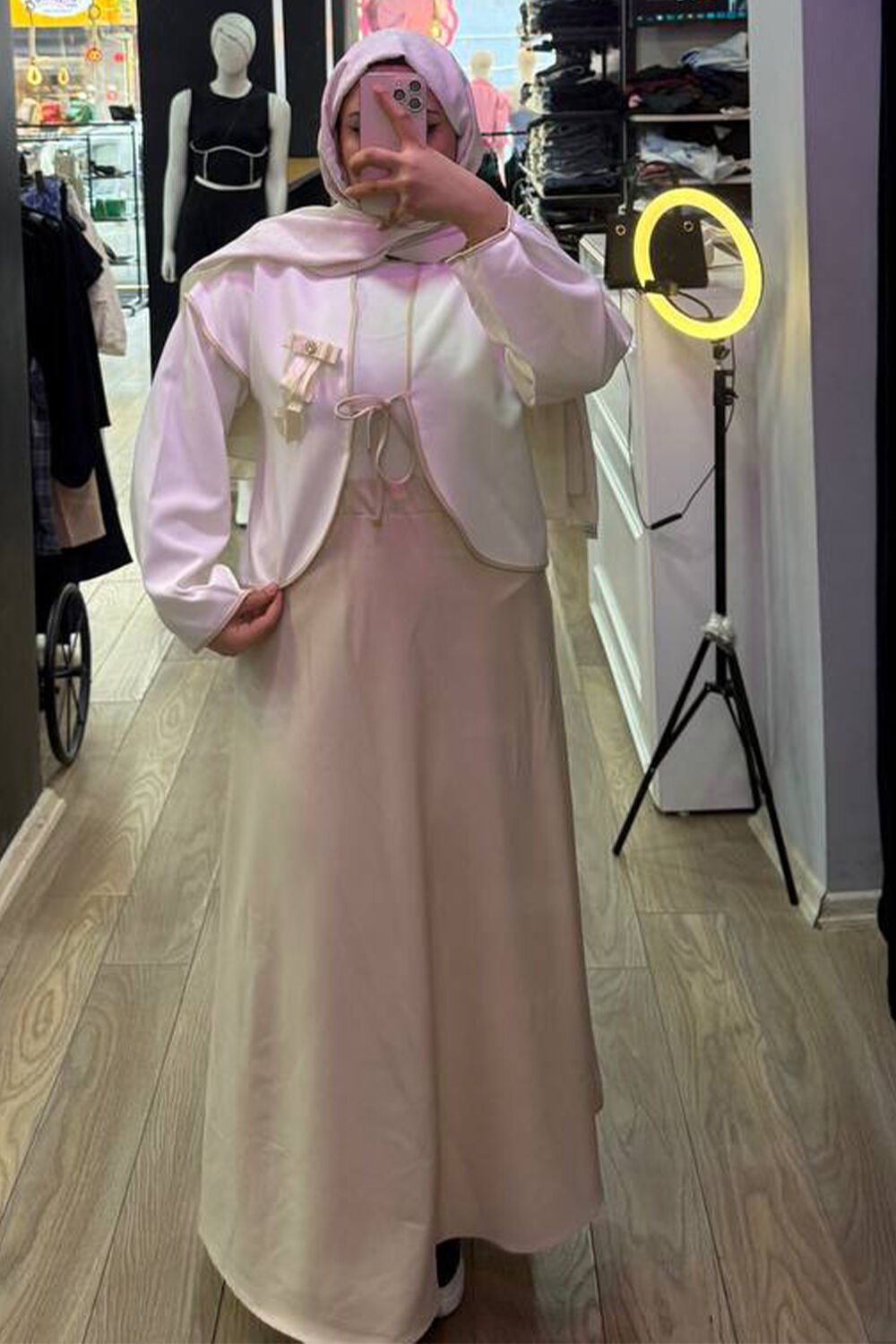 Kurdele Detaylı İkili Etek Takım