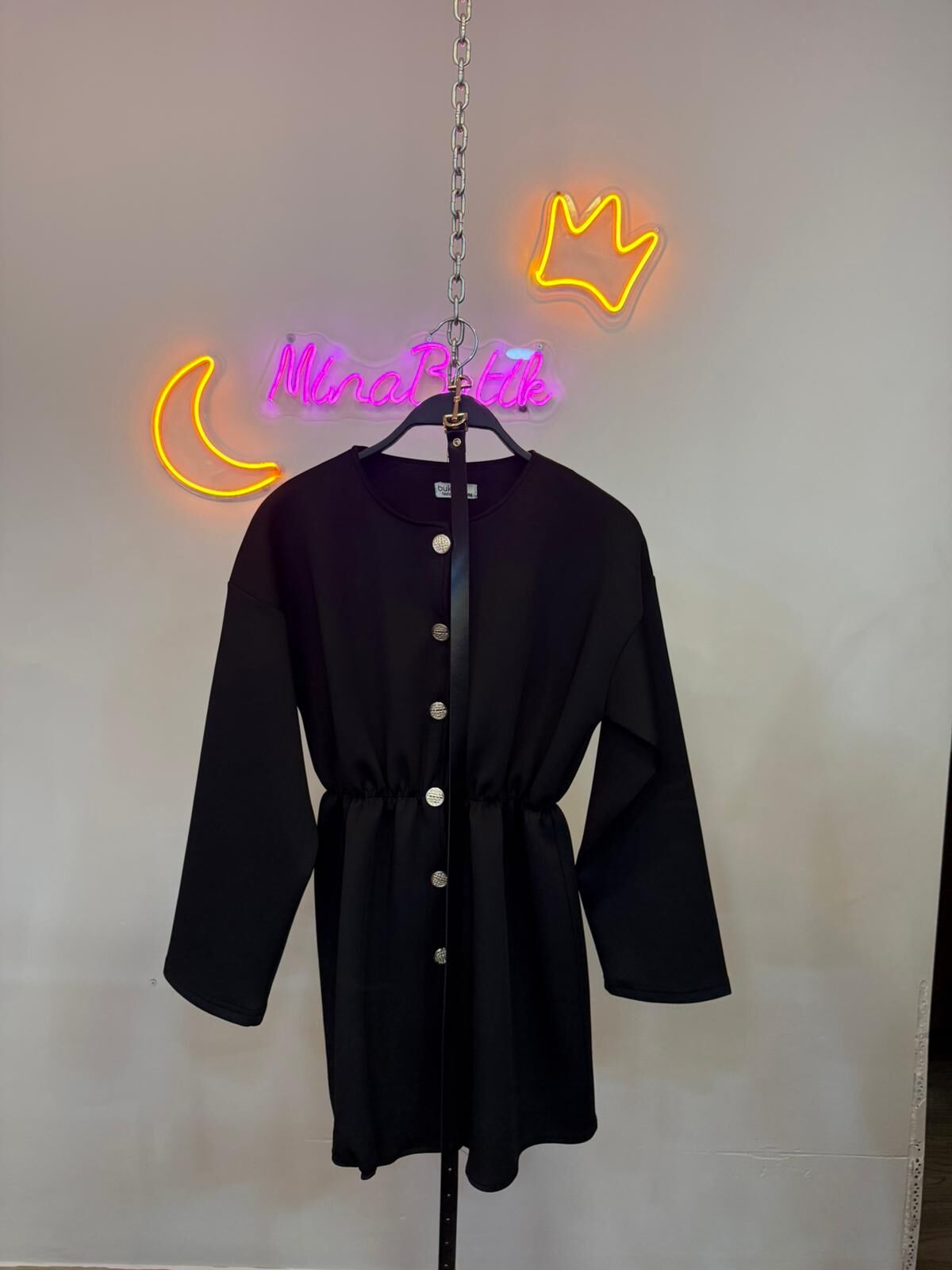 gold düğmeli ceket