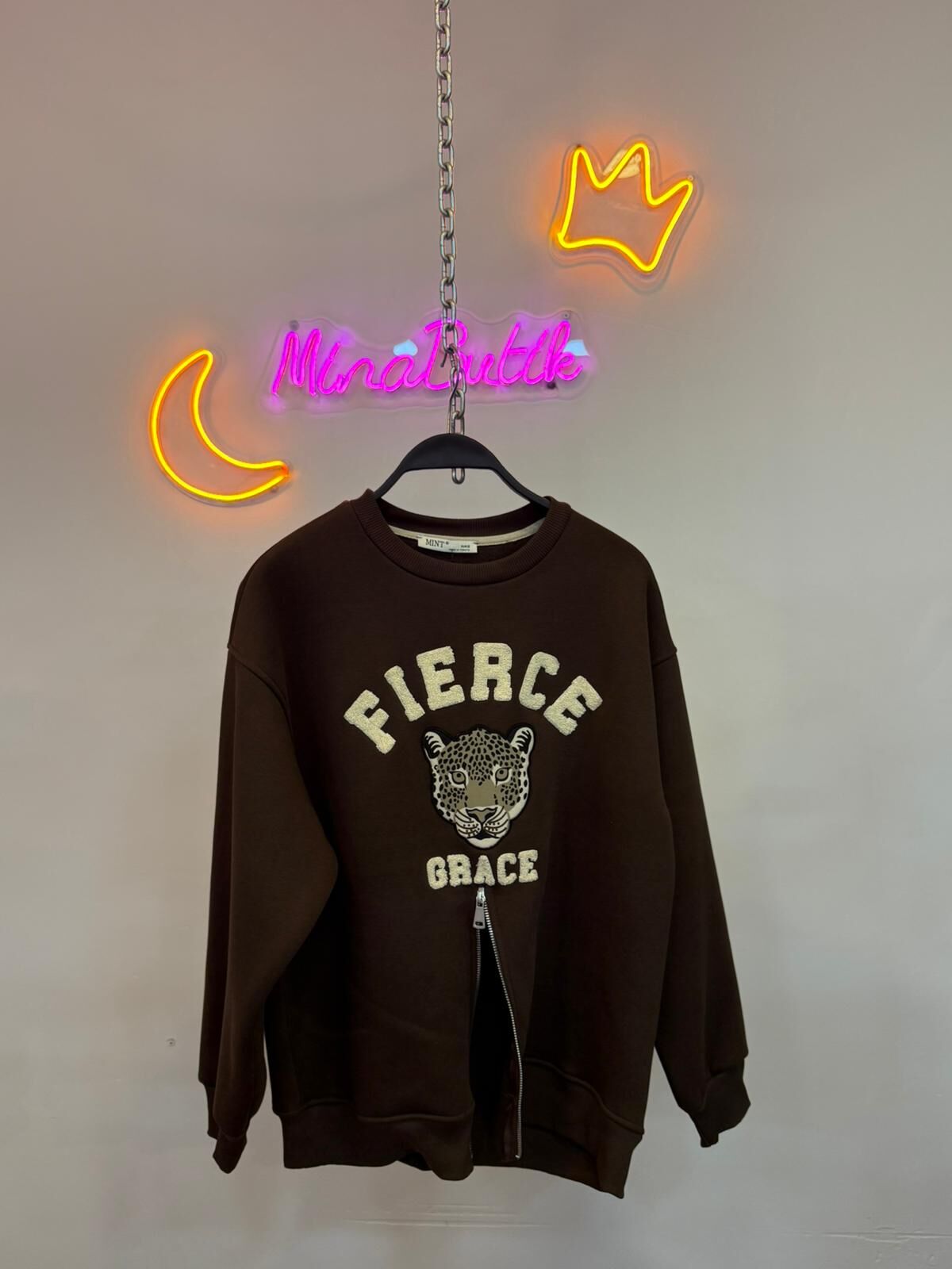 yarım fermuar nakışlı sweat